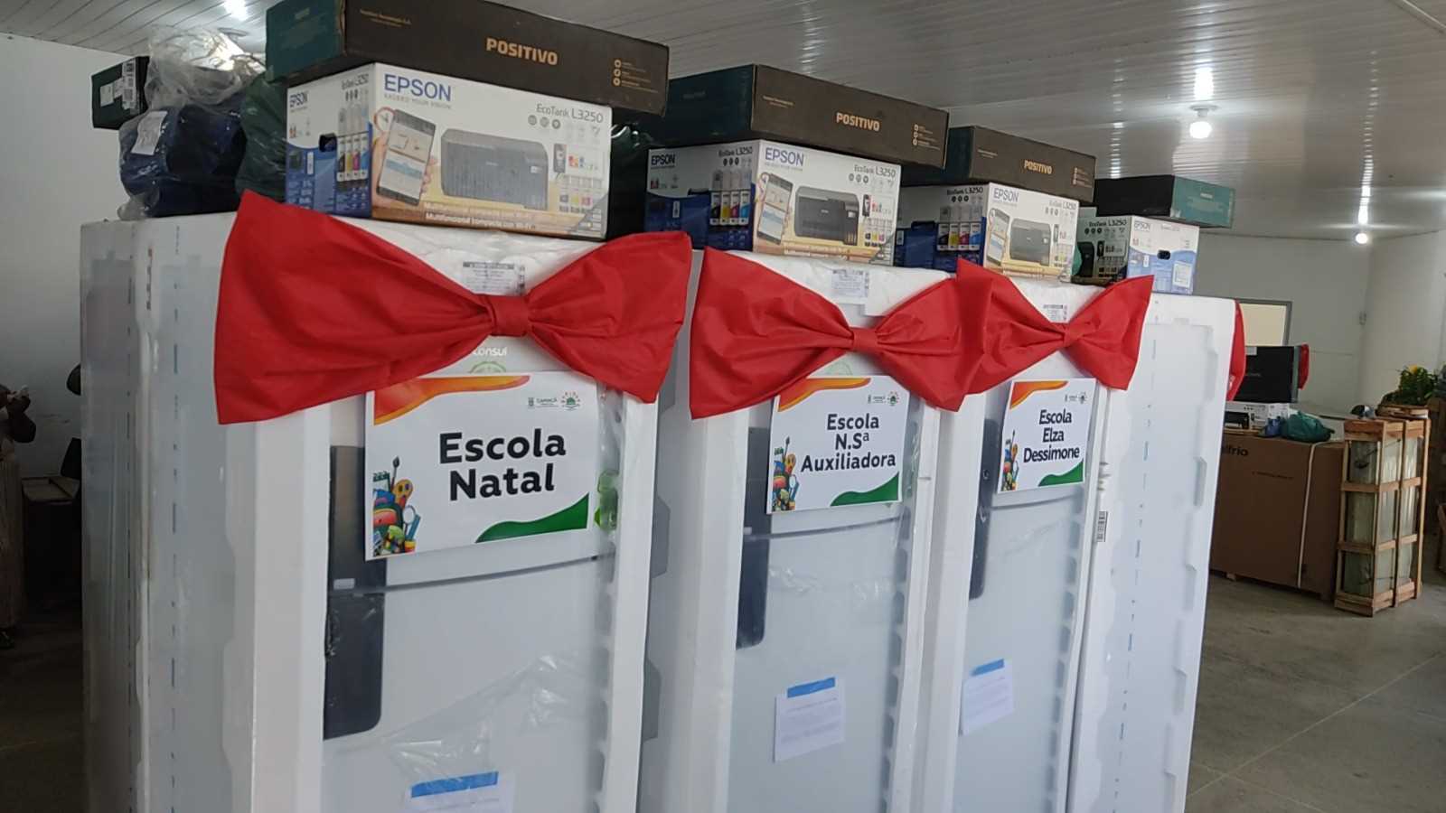 Prefeitura faz entrega de novos equipamentos para Escolas da rede Municipal